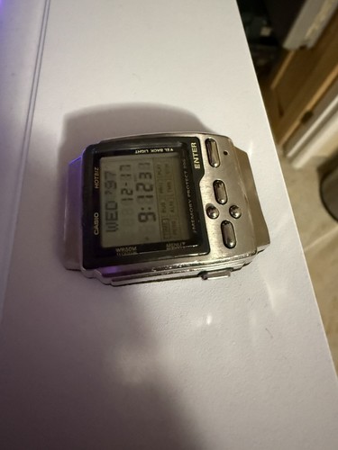 Casio quartz 1498 2000 - casio,