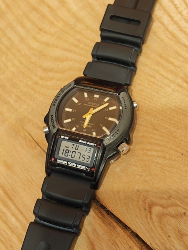 Vintage casio watch rare - watch,