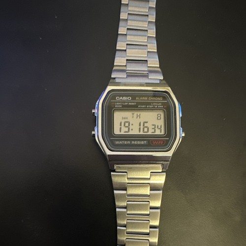 Casio a158w vintage digital - casio,