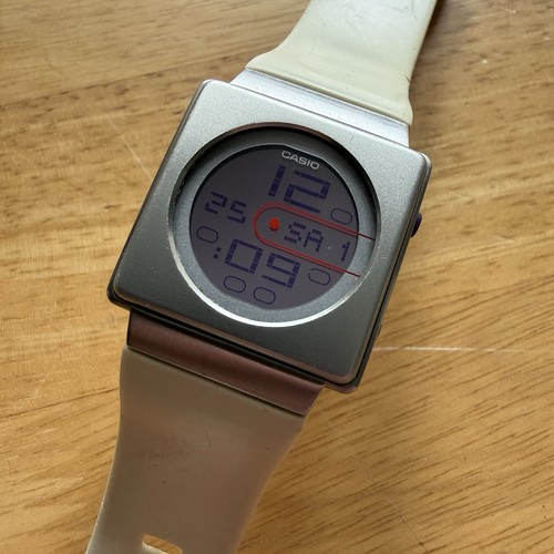 Vintage casio futurist 2001 - casio, la-2001