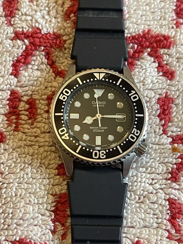 Casio 700 ladies diver - ladies,